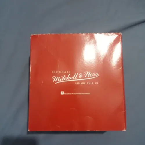 Boné Mitchell e ness New York Knicks 