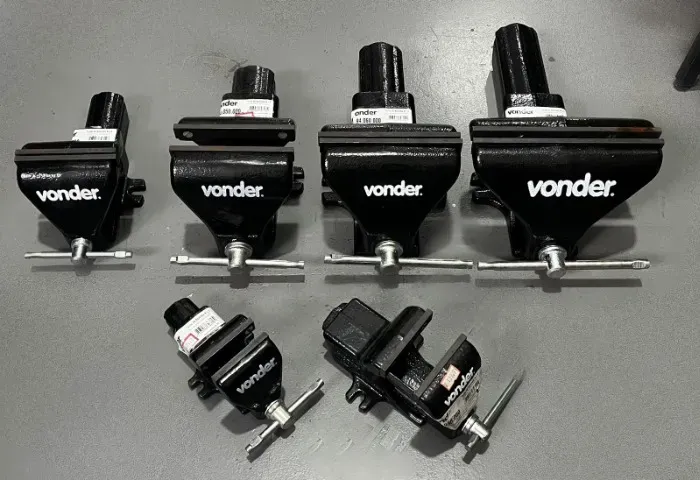 Torno Bancada C/Mordentes Vonder