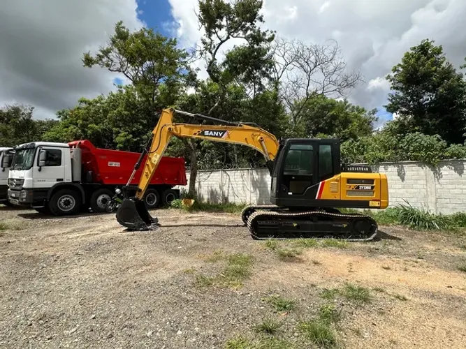 Escavadeira Sany SY135C 2021 14 toneladas