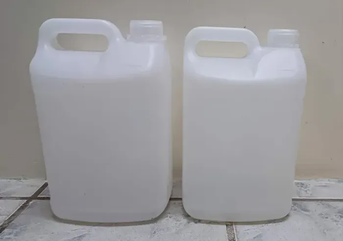 Galão Bombona 5 litros usada mas bem limpinha