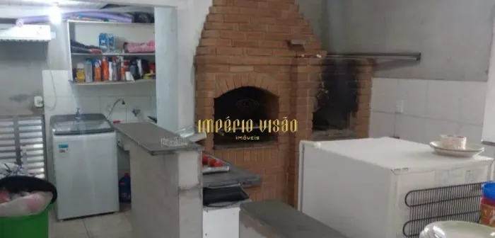 Casa á Venda com 3 dormitórios, sendo 1 suíte no Condomínio Altos de Poá - Poá-SP