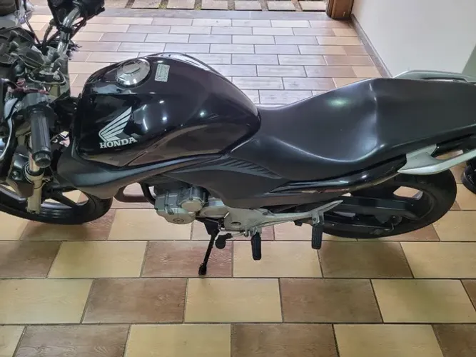 CB 300 2010 Só pegar e andar