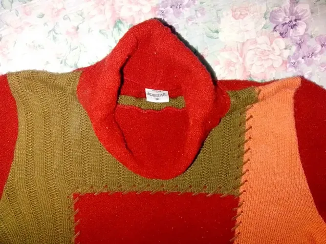 2 BLUSAS FEM TAM. G (KARDIÊ/MC'JO)