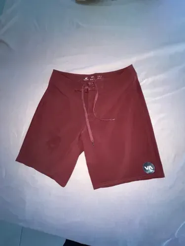 Bermuda RVCA Industry burgundy
