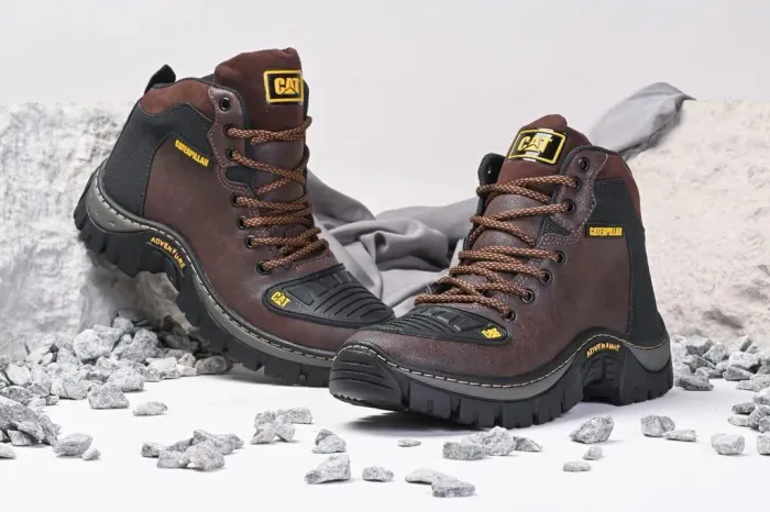 Bota Caterpillar linha premium