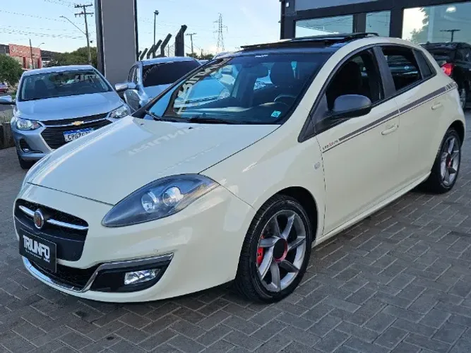 Bravo Sporting 1.8 Flex Dualogic - 2016 (+Opcionais / Teto Solar / Abaixo da Fipe)