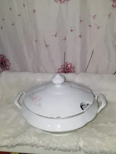 Sopeira de porcelana para restaurar 