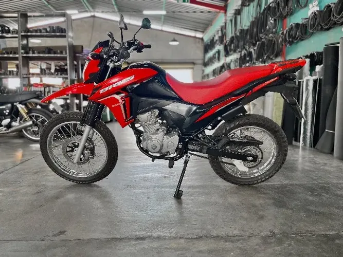 BROS 160 - 2024 - 7.800 km rodados