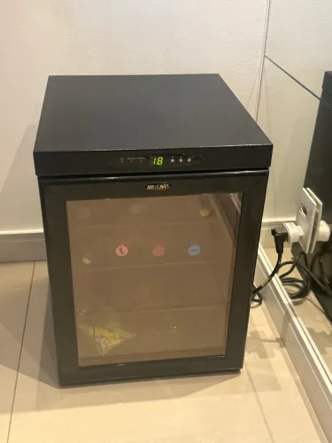 Adega Art Des Caves Petit 14 compressor