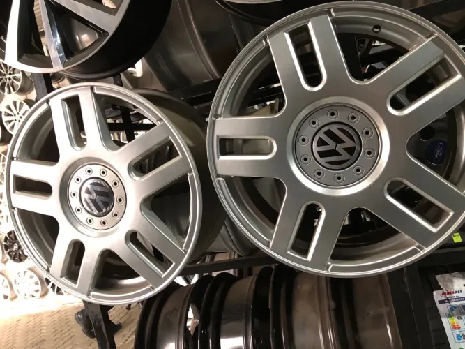 Rodas de liga leve Volkswagen VR6 aro 18 novas 