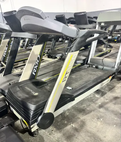 Esteira Profissional RT 150 MOVEMENT G2 Durabilidade e Resistência