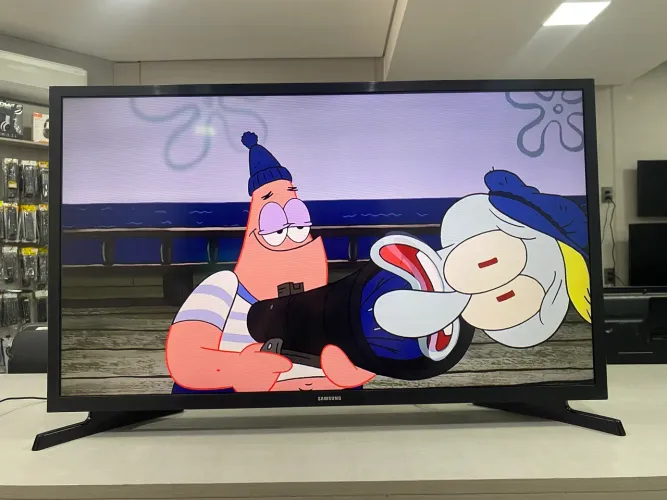 Tv Samsung smart tizen 32 polegadas funcionando perfeitamente!