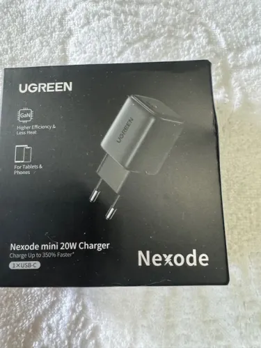 Carregador 20W Nexode Mini UGREEN - Rápido e Potente