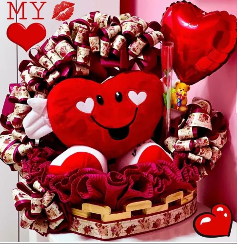 CESTAS PRONTAS DE CHOCOLATES COM PELÚCIA 