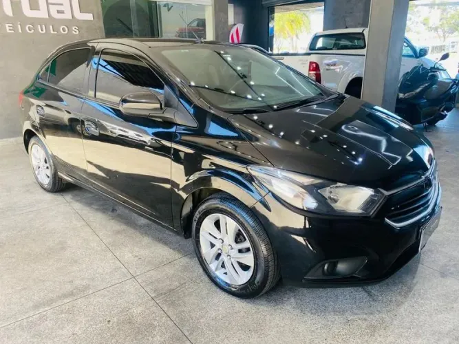 Chevrolet Onix Hatch LT 1.4 8V Flex Power Mec. 4P 2017