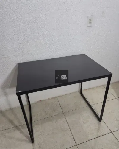 Mesa compacta 90x60 industrial