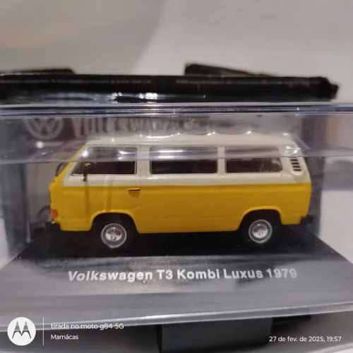 Coleção Volkswagen T3 Kombi Luxus 1979 - Miniatura