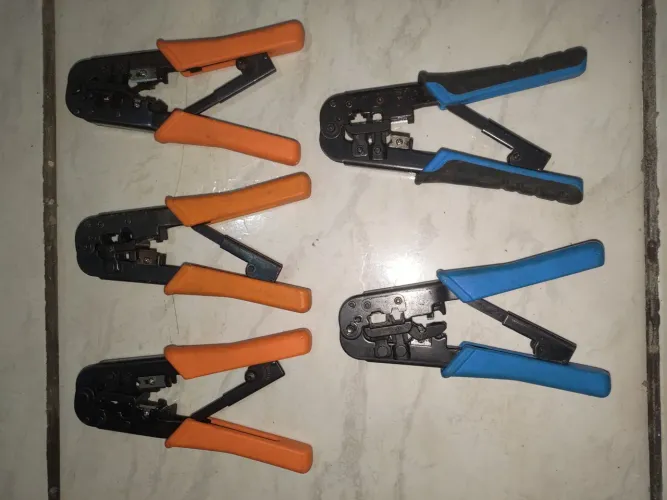Alicate para cortar fio em estado de novo