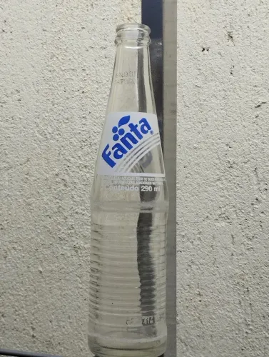 Garrafa antiga de Fanta 290 ml