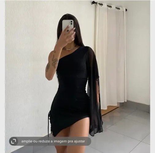 Vestido preto de festa - único