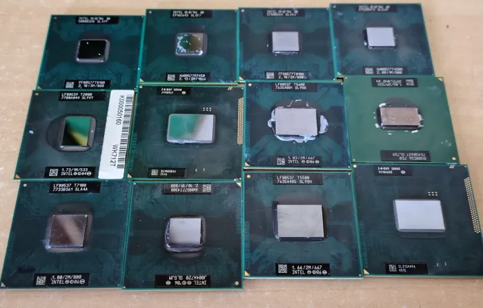 Lote de 32 Processadores Pc e Notebooks