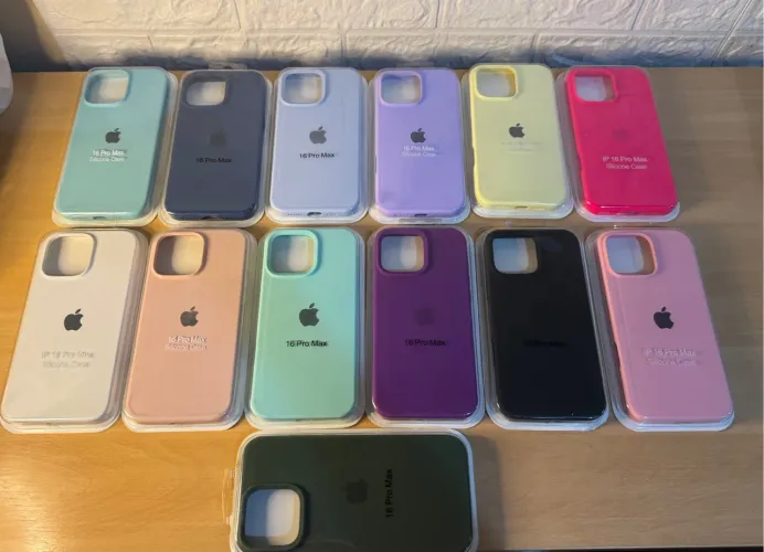 Capinhas de Silicone para iPhone 16 Pro Max