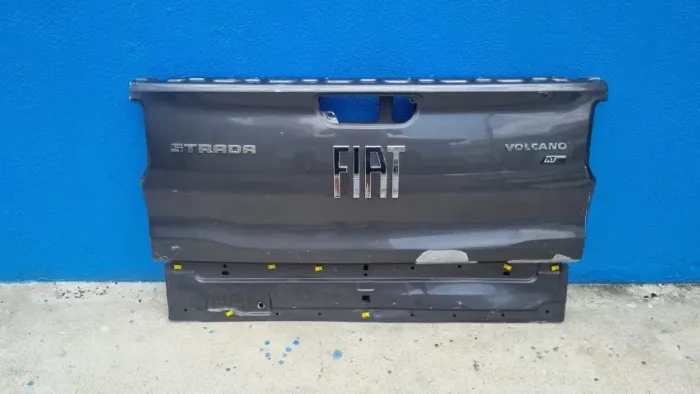 Tampa Traseira Fiat Strada Volcano 2020/2024 Original 