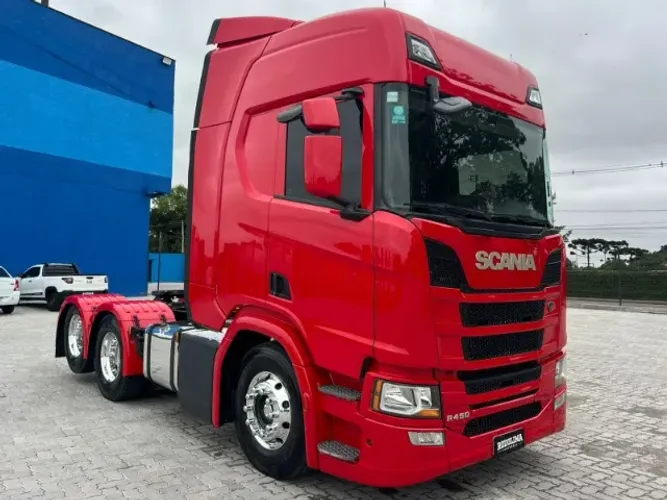 Caminhão Scania R 450 6x2 ano 2021/2022 Vermelho Teto alto 450 