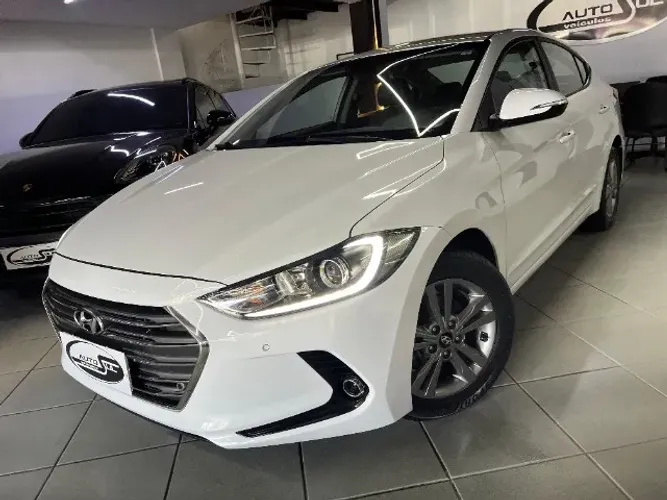 Hyundai Elantra Flex 2.0 2017 - 71.000KM