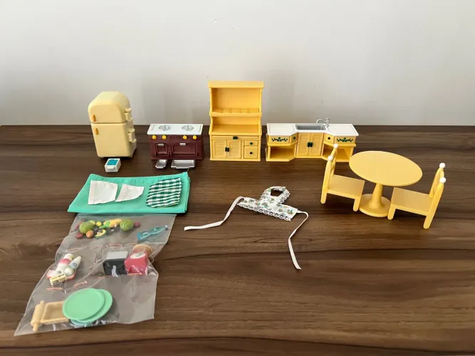 Sylvanian Families Kozy Kitchen Set