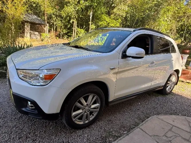 Mitsubishi ASX 2.0 16V 4X4 160cv Aut. 2012