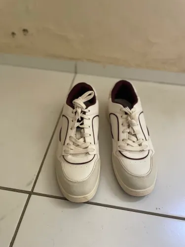 Tênis branco zara