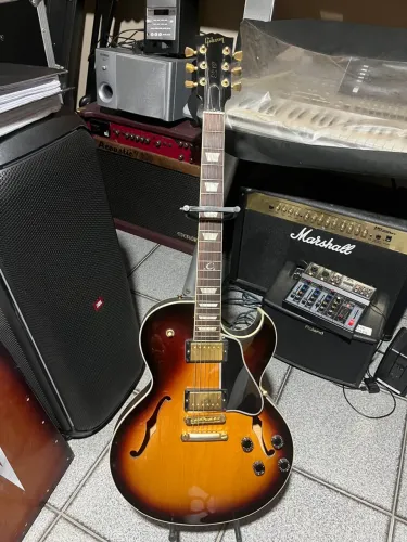 Guitarra Gibson ES-137c