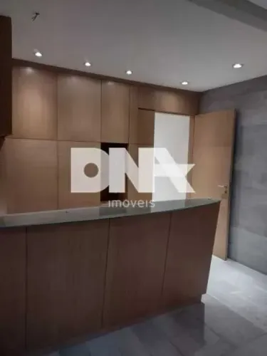 Sala : / Comercial / Botafogo