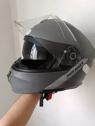Capacete Xtroy, tamanho 58, (preço negociável).