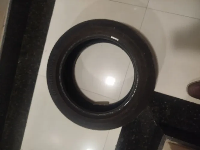 Vendo bateria 150 amperes  e pneu aro 16 