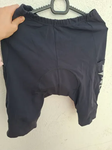 VENDO ROUPAS PARA CICLISMO - ÓTIMO ESTADO!