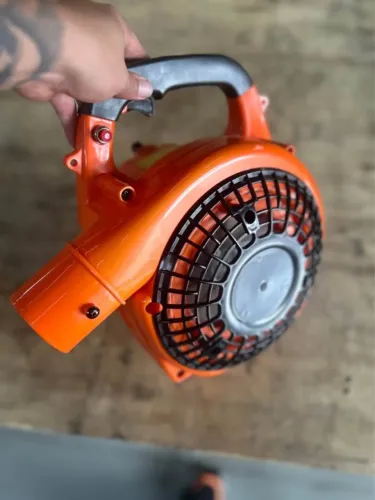 DESAPEGO! Soprador de Folhas a Gasolina por apenas R$ 260!