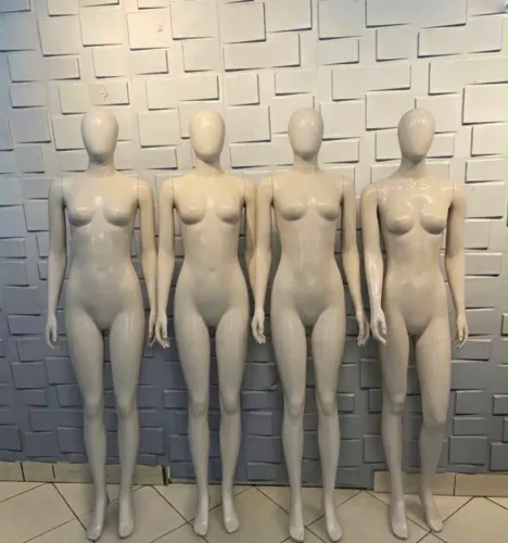 Manequins de Loja (Feminino, Masculino, Infantil e Busto) - Seminovo
