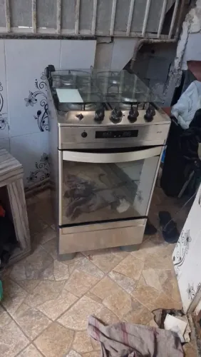Brastemp Ative! 4 Bocas de piso, na cor inox.