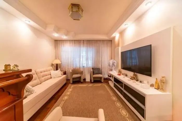 Sobrado à venda em Santo André (Vila Pires) 3 dorms, 1 suíte, 2 vagas
