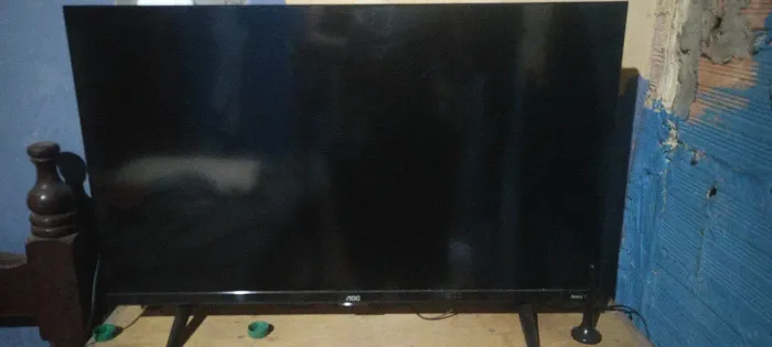 TROCO SMART TV AOC ROKU TV 32" POR NOTEBOOK