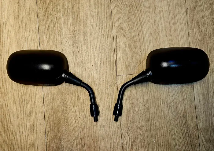 Retrovisores Originais da CB 600F Hornet dos anos 2008 a 2015