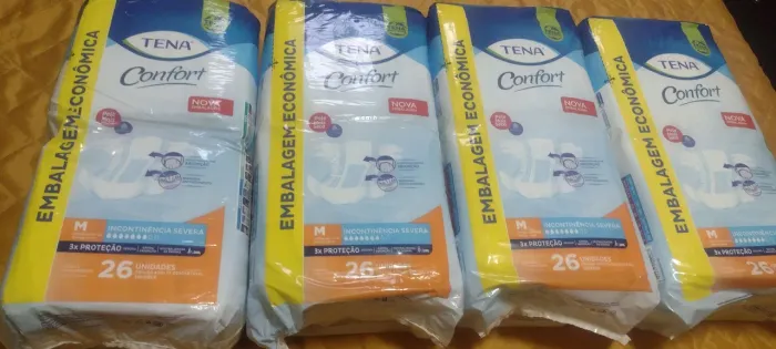4 Pct. de Fralda tamanho M geriátrica