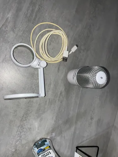 Microfone HyperX SoloCast White