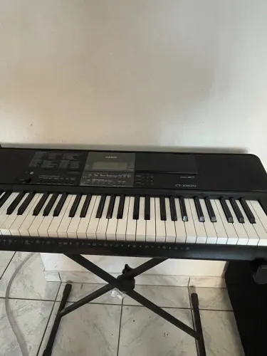Teclado Arranjador CT-X800