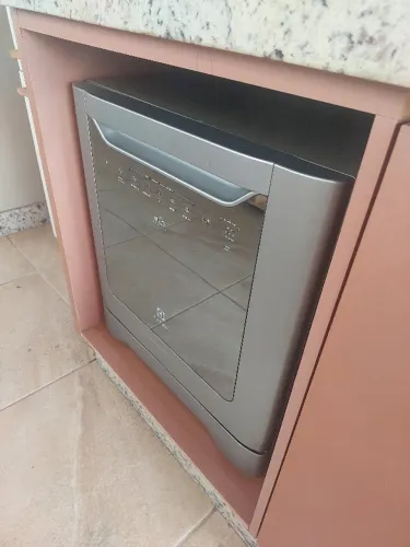 Lava-Louças Electrolux 8 Serviços Cinza Inox (LE08S) 220V
