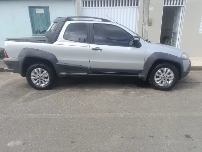 Fiat Strada Adventure1.8/ 1.8 Locker Flex CD 2013