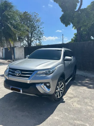 Toyota Hilux SW4 SRX 4X4 2.8 TDI 16V Dies. Aut. 2019