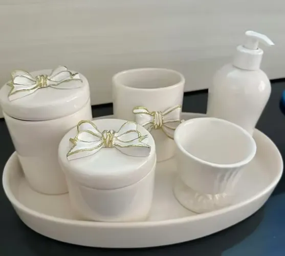 Kit higiene de cerâmica para bebê 